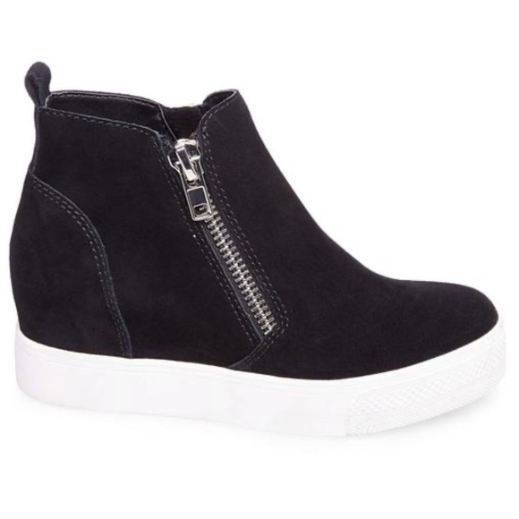 Steve Madden Wedgie Black Suede Wedge Tennis Shoes - Picture 3 of 8